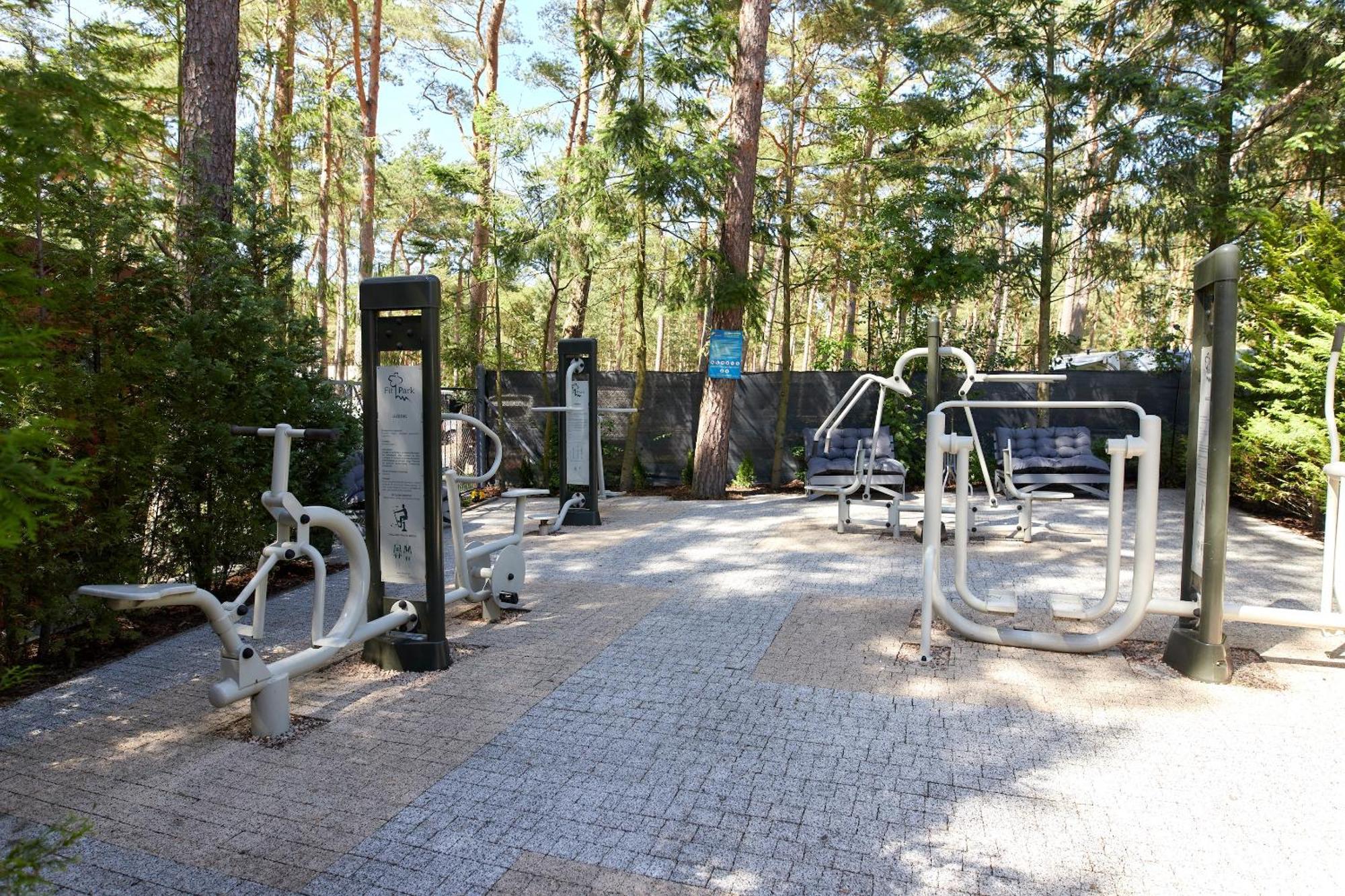 Osrodek Wypoczynkowy Relaks I Apartamenty Łeba Buitenkant foto