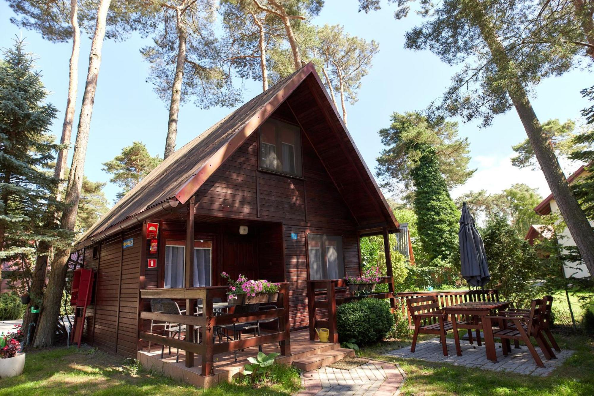 Osrodek Wypoczynkowy Relaks I Apartamenty Łeba Buitenkant foto